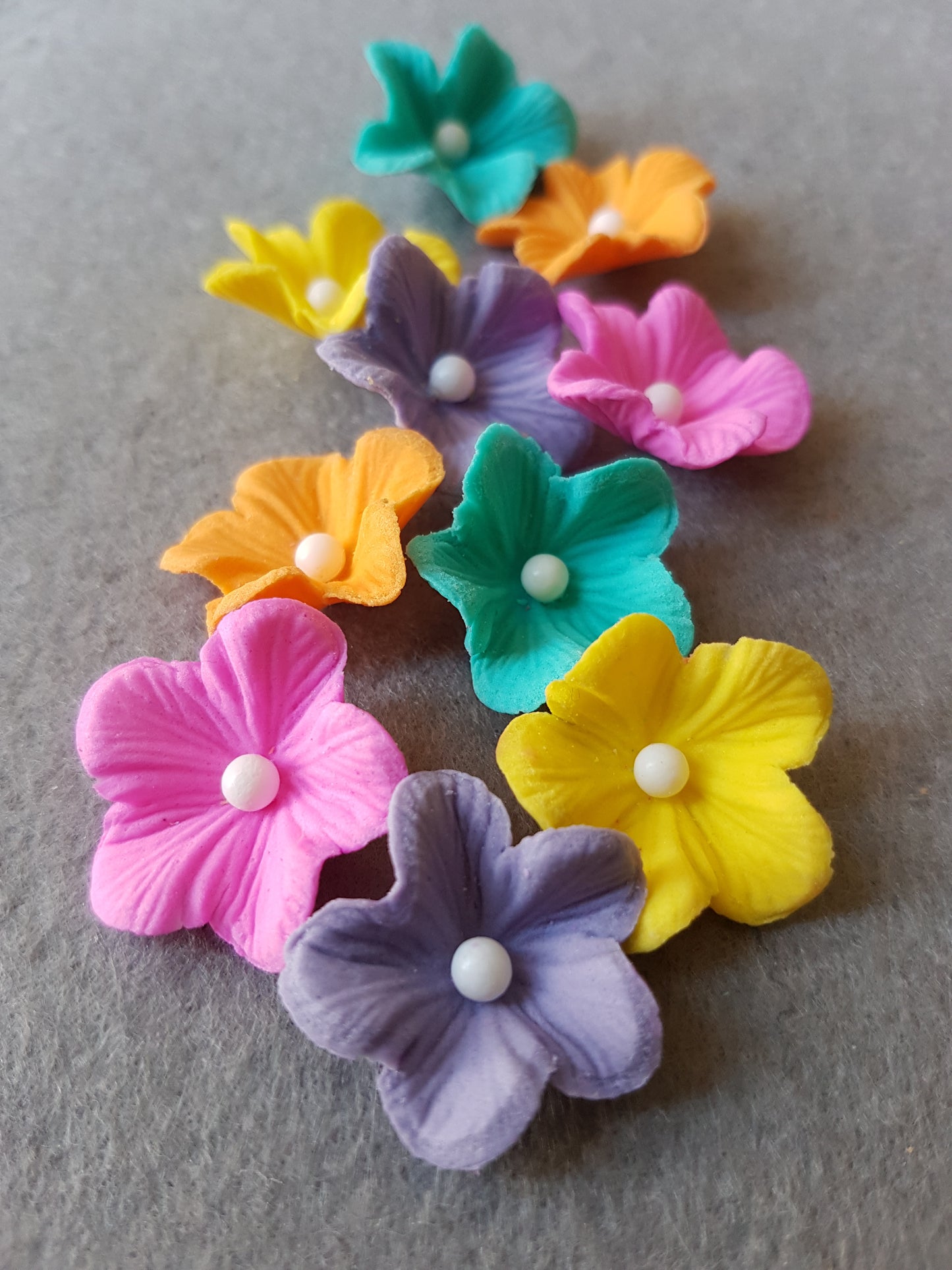 Vained Flower Colourful 10pcs Edible Cake Decorations