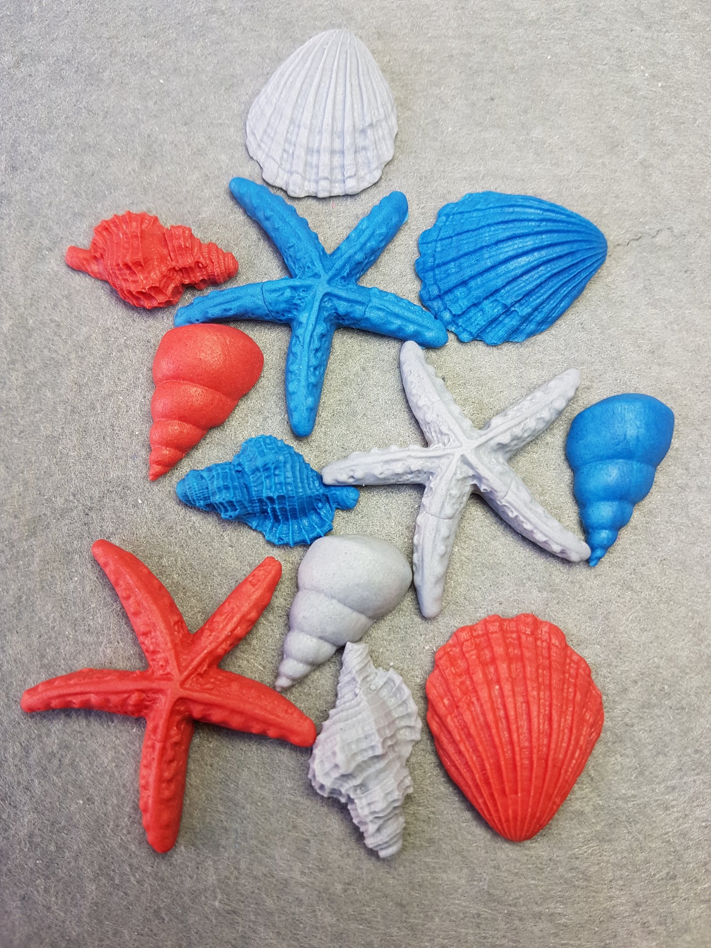 Sea Shells Set -  Nautical 12pcs Edible Cake Decorations