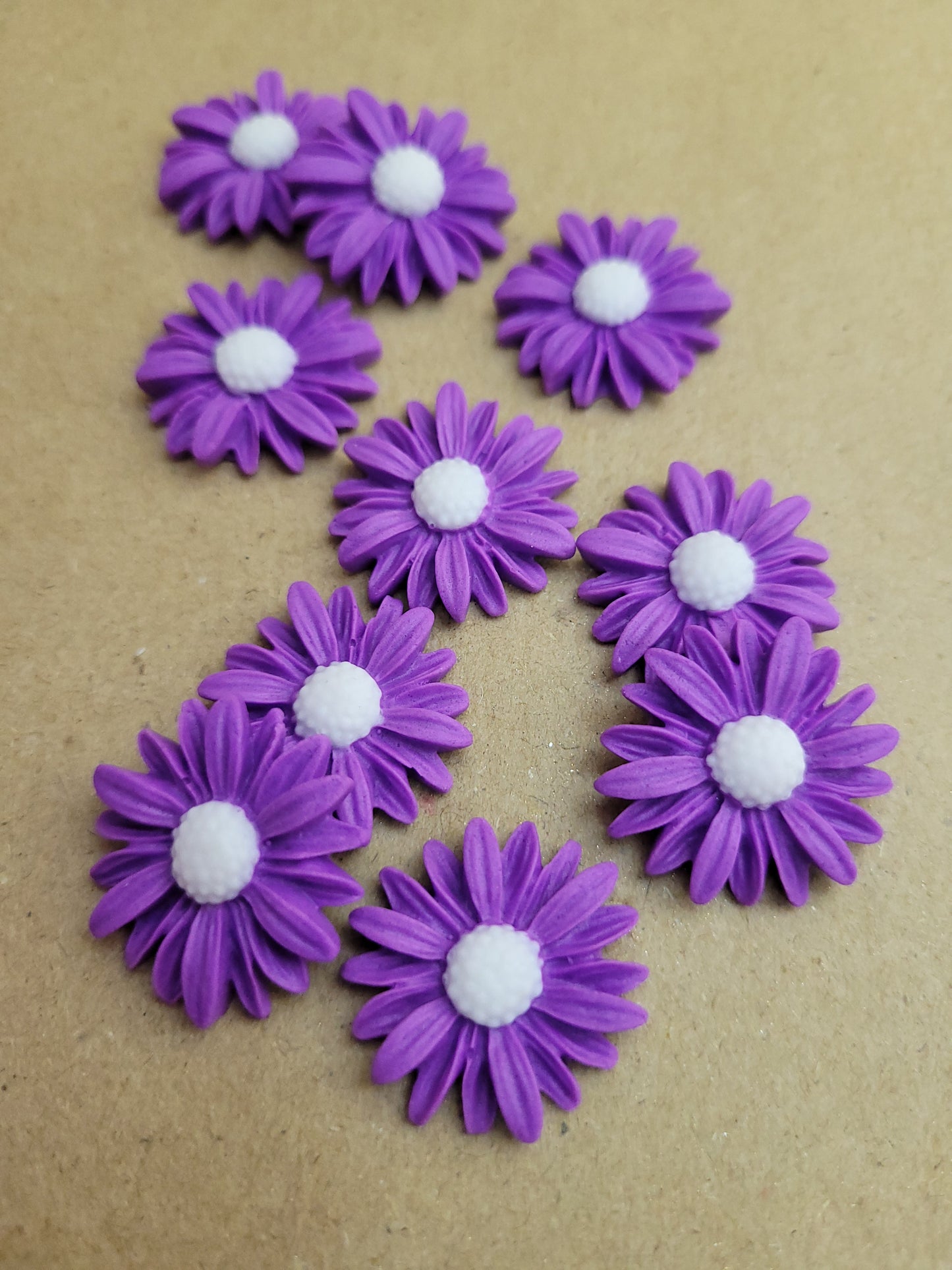 Daisy - Purple 10pcs Edible Cake Decorations