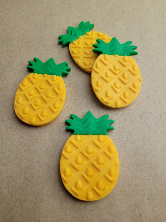 Pineapples 4pcs Edible Cake Decorations