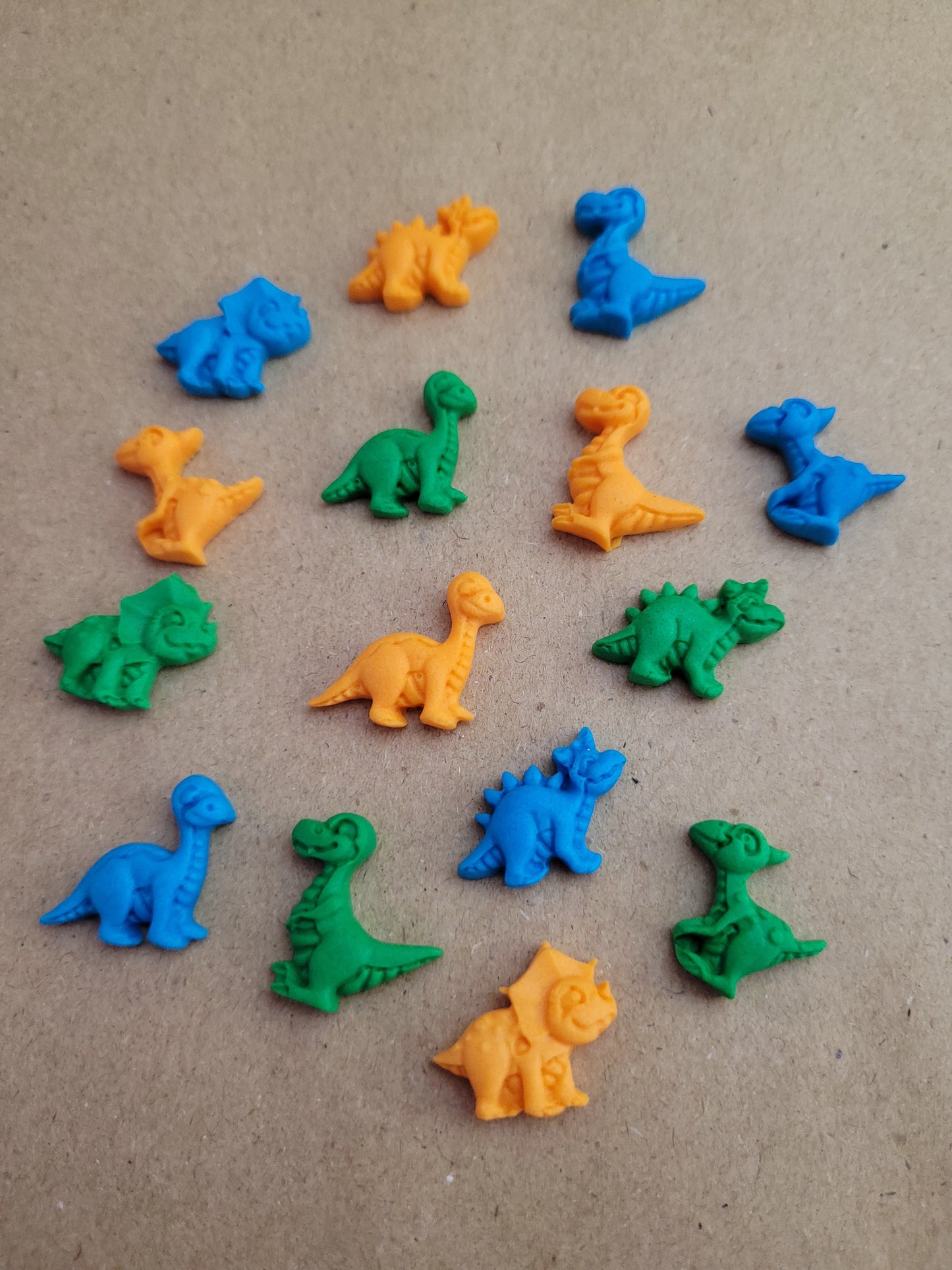 Dinosaurs 15pcs Edible Cake Decorations