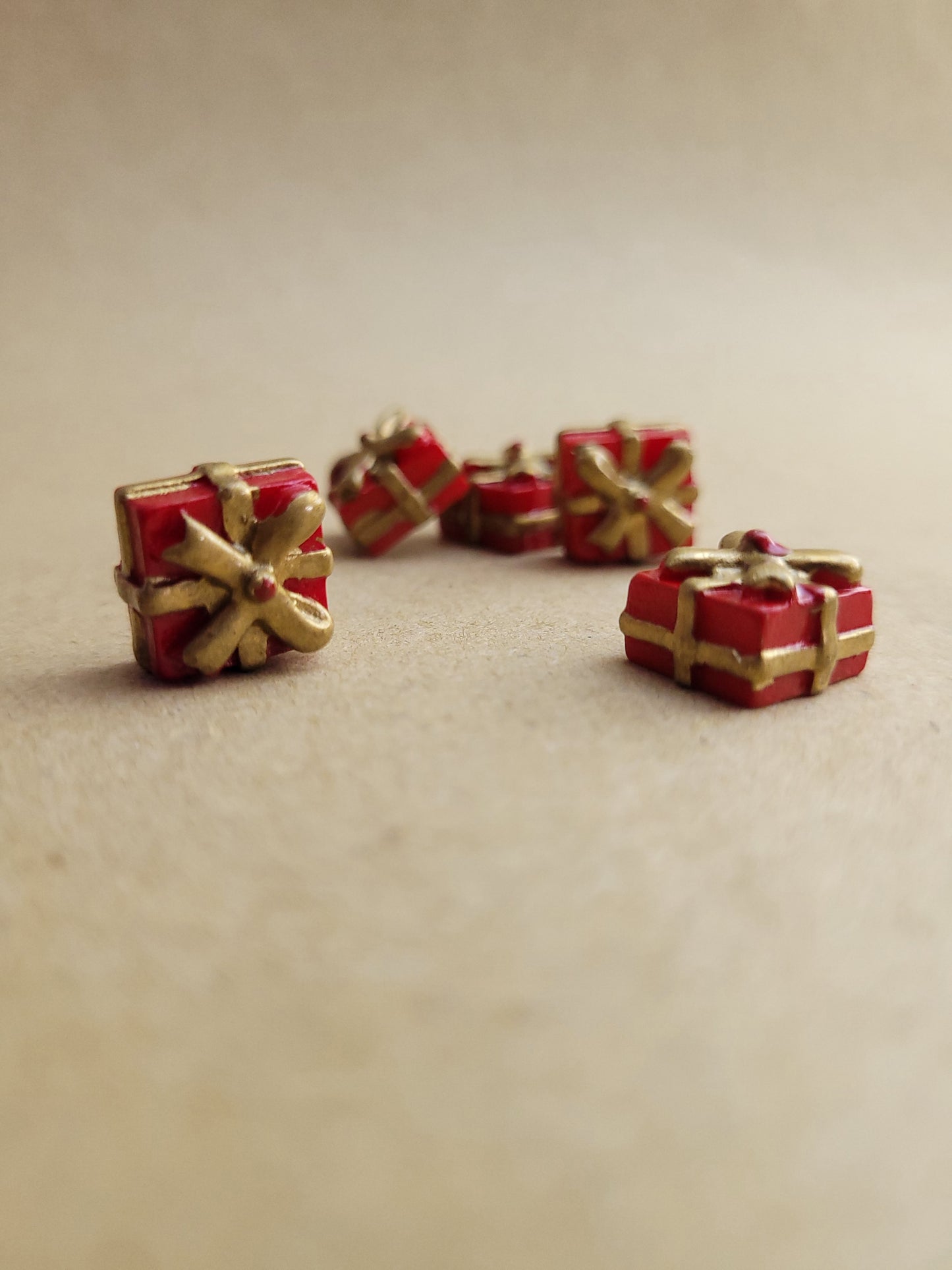 Miniature Christmas Present 1pc