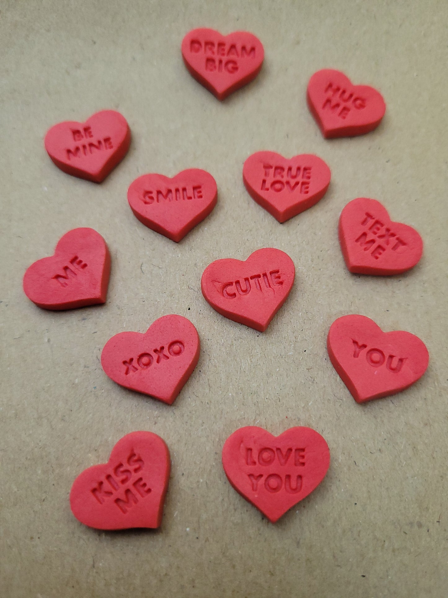 Assorted 'Text' Hearts - Red 12pcs Edible Cake Decorations