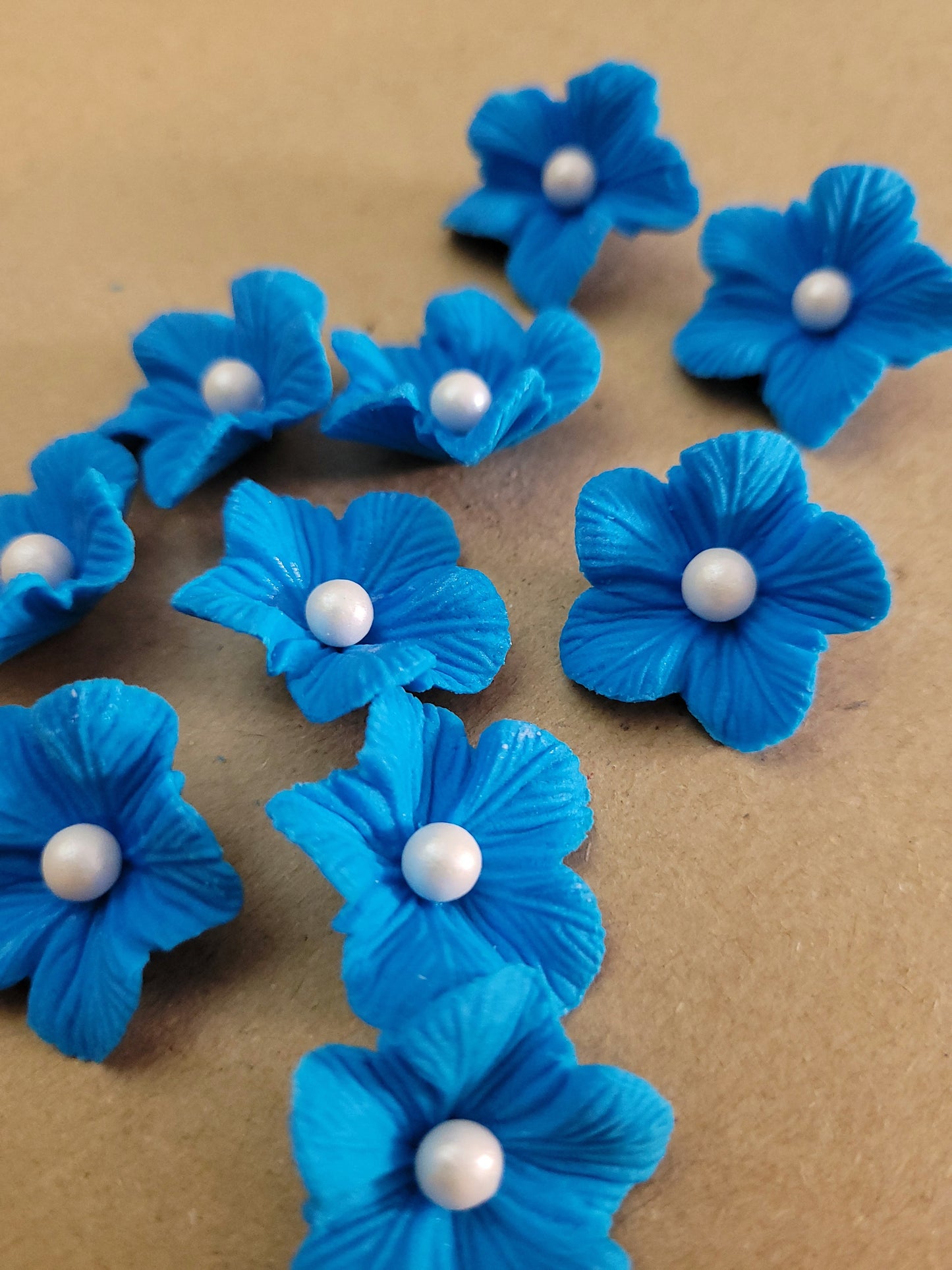 Vained Flower Blue 10pcs Edible Cake Decorations