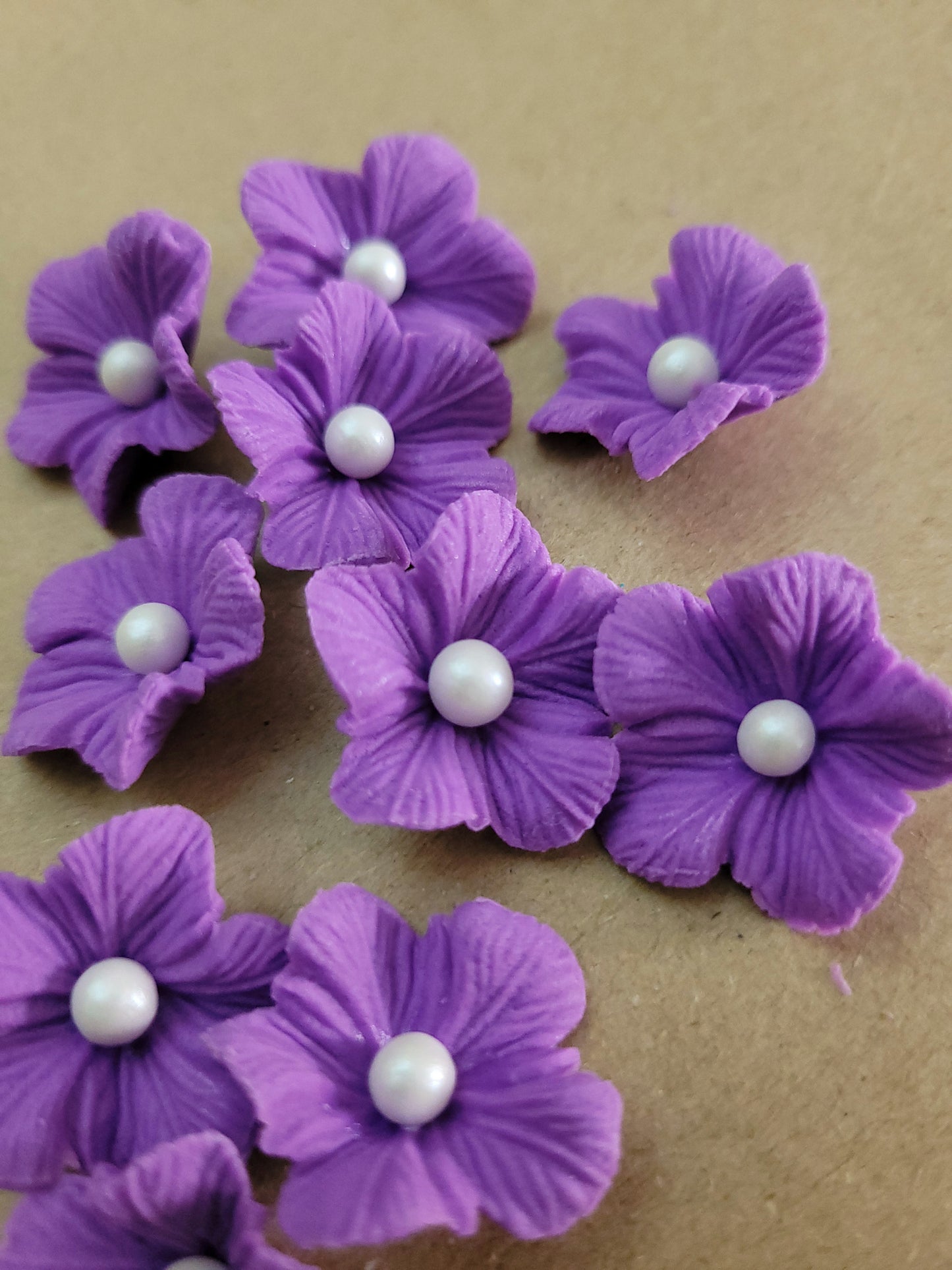 Vained Flower Purple 10pcs Edible Cake Decorations