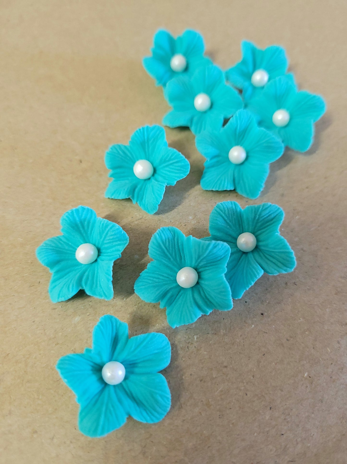 Vained Flower Turquoise 10pcs Edible Cake Decorations