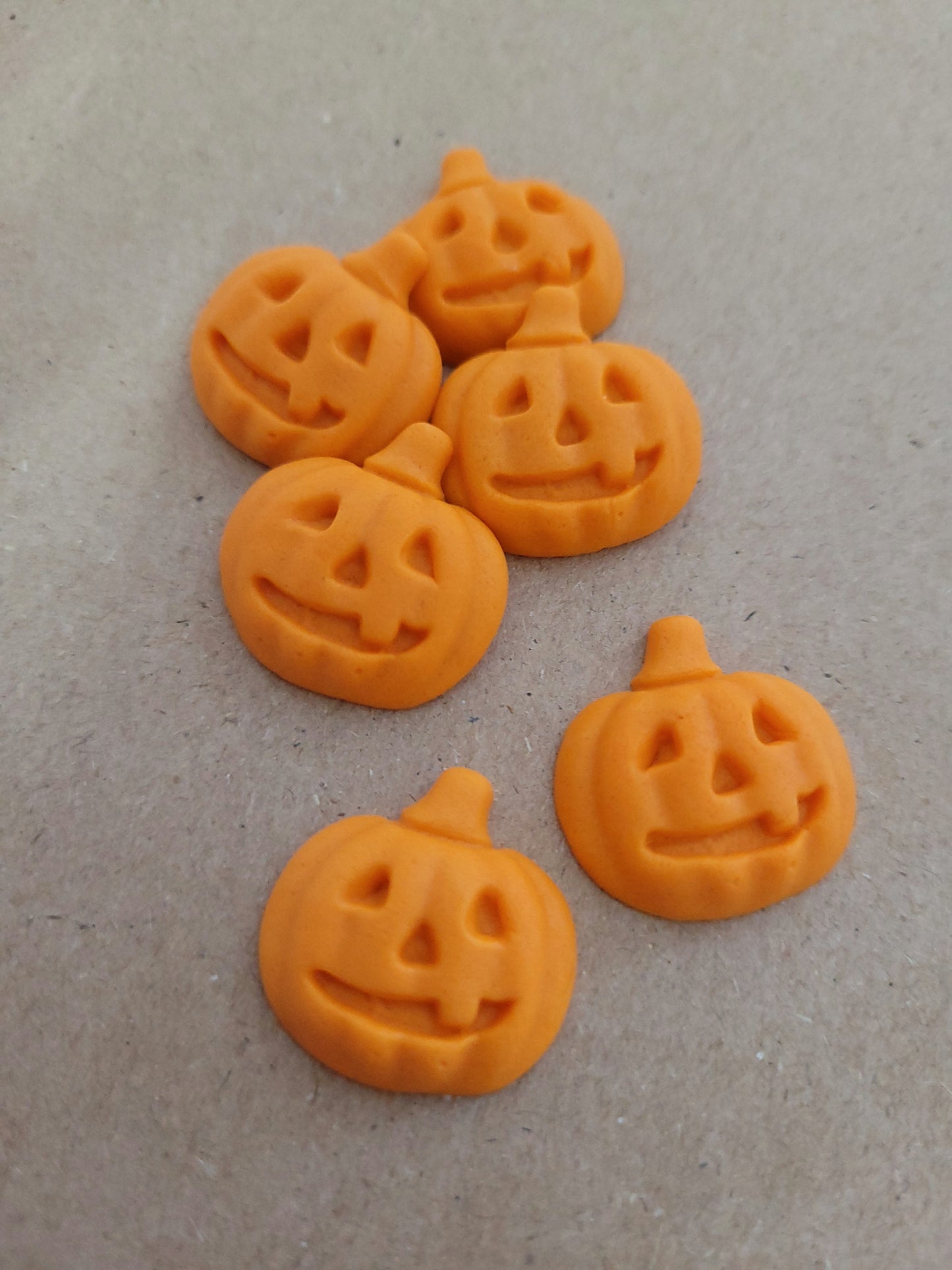 Pumpkin Set - Medium 6pcs Edible Cake Decorations