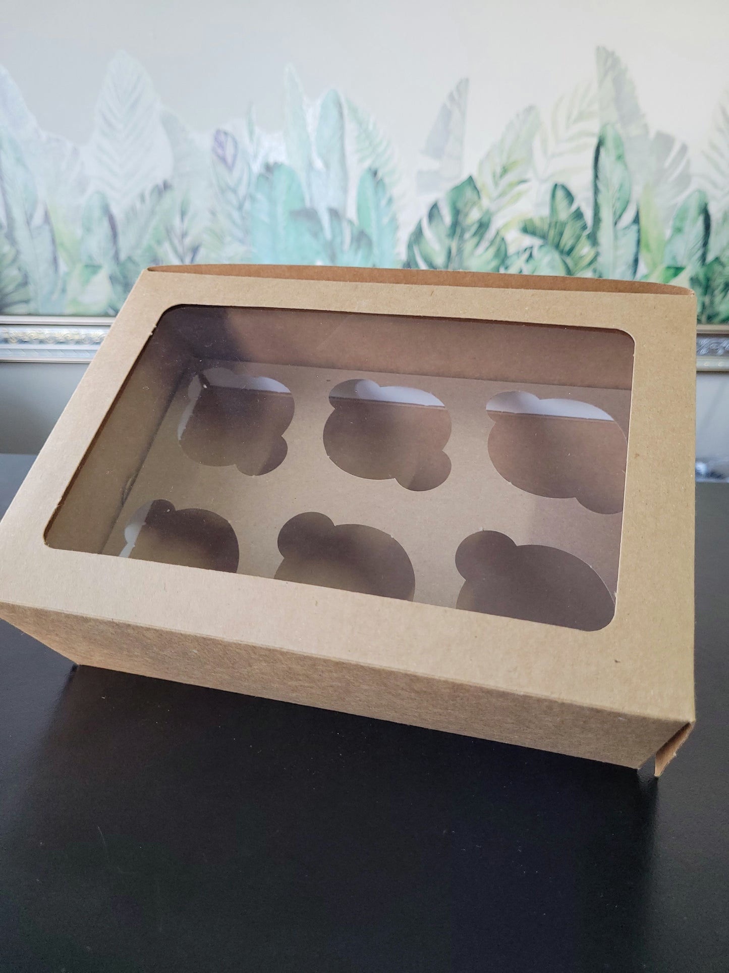 6 Cupcake Kraft Box with Window & Cupcake Insert