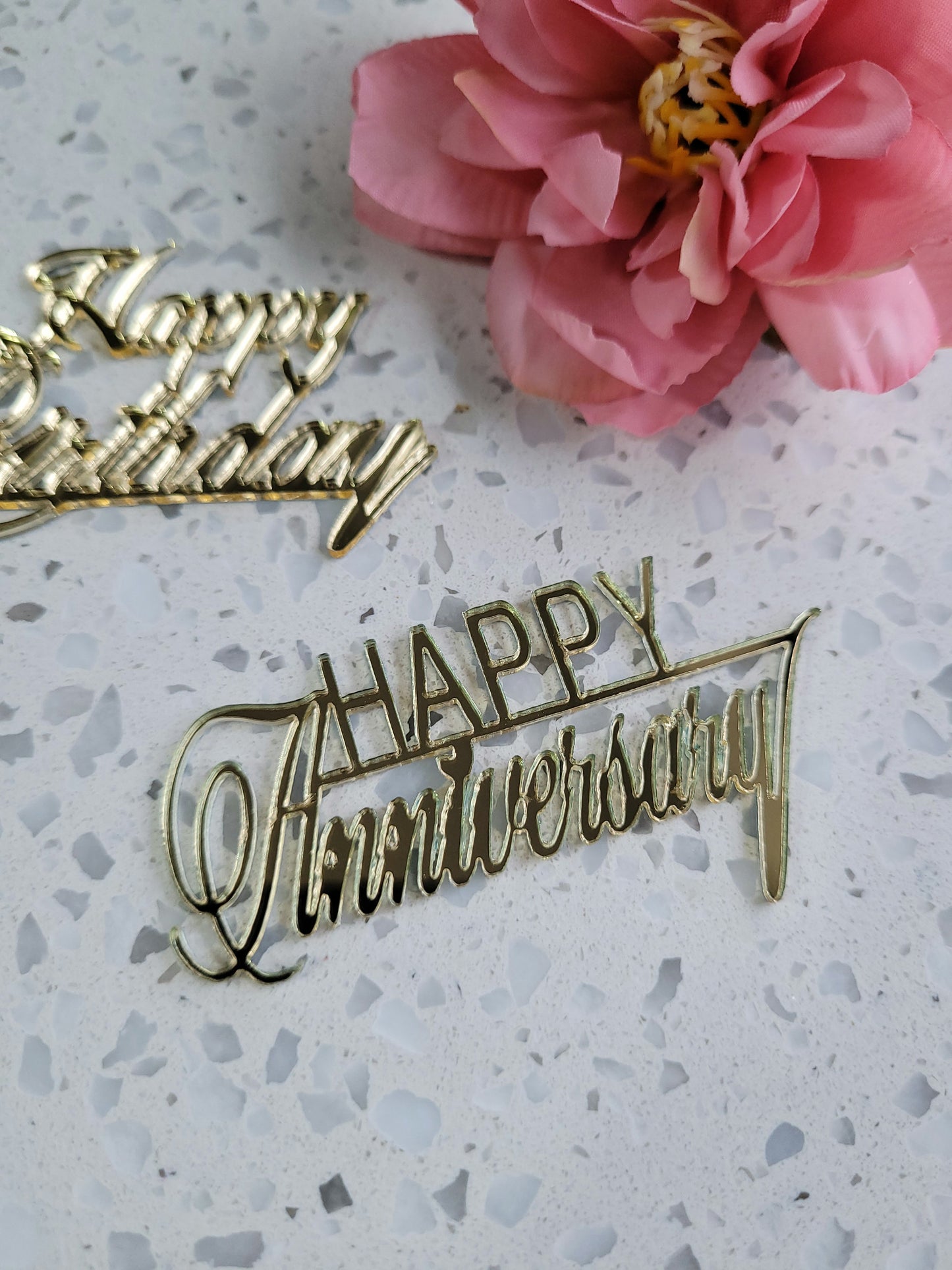 Acrylic Cupcake Size 'Happy Birthday / Anniversary' Gold Cake Topper