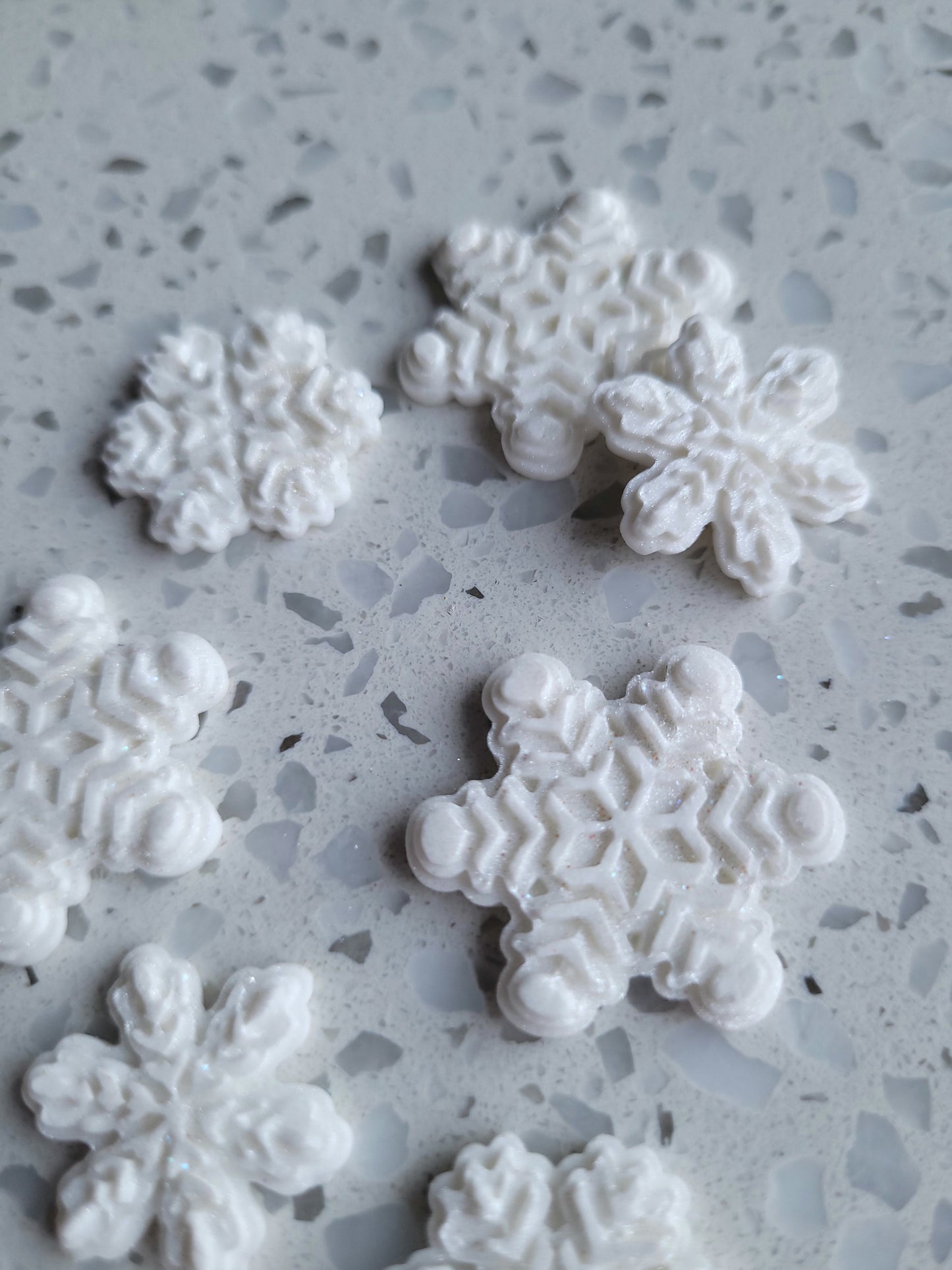 Glitter Snowflakes 9pcs Edible Cake Decorations