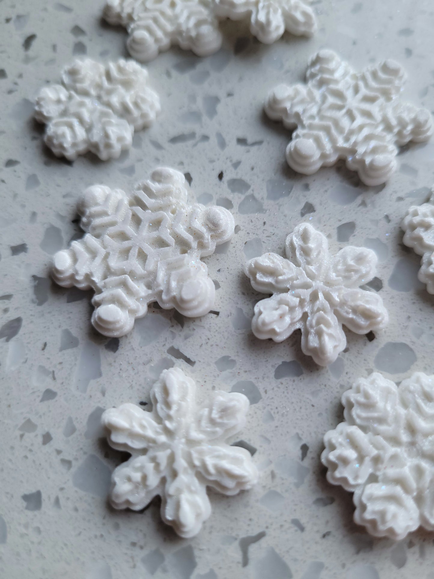 Glitter Snowflakes 9pcs Edible Cake Decorations