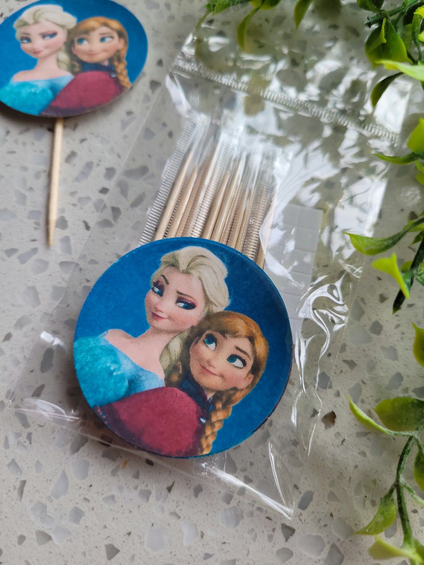 Paperboard Toppers Frozen 12s #03