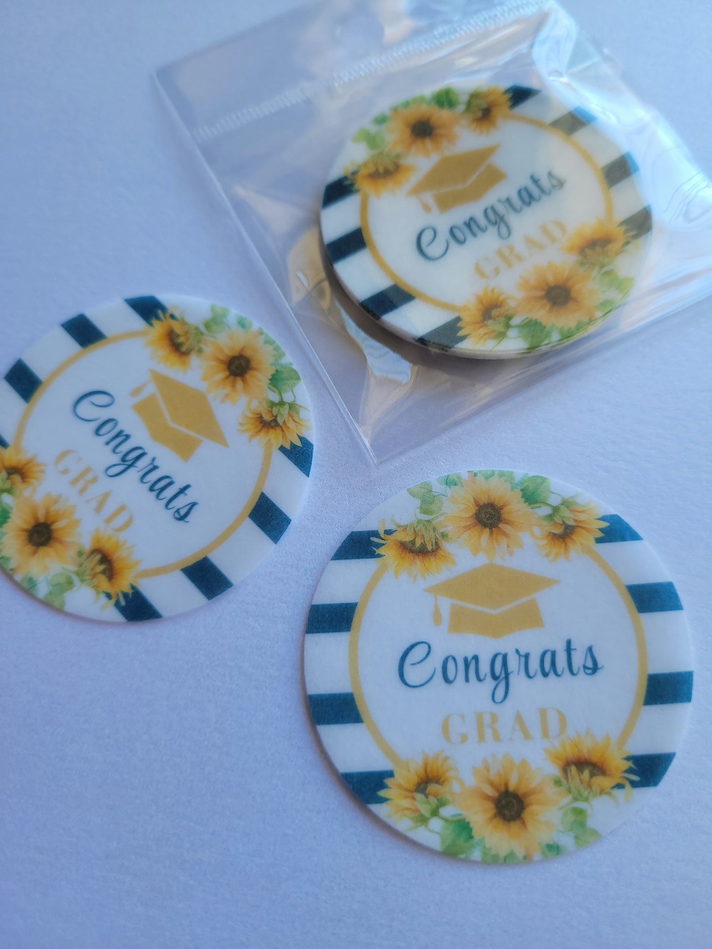 Edible Wafer Paper Pre-cut Toppers Graduation #03