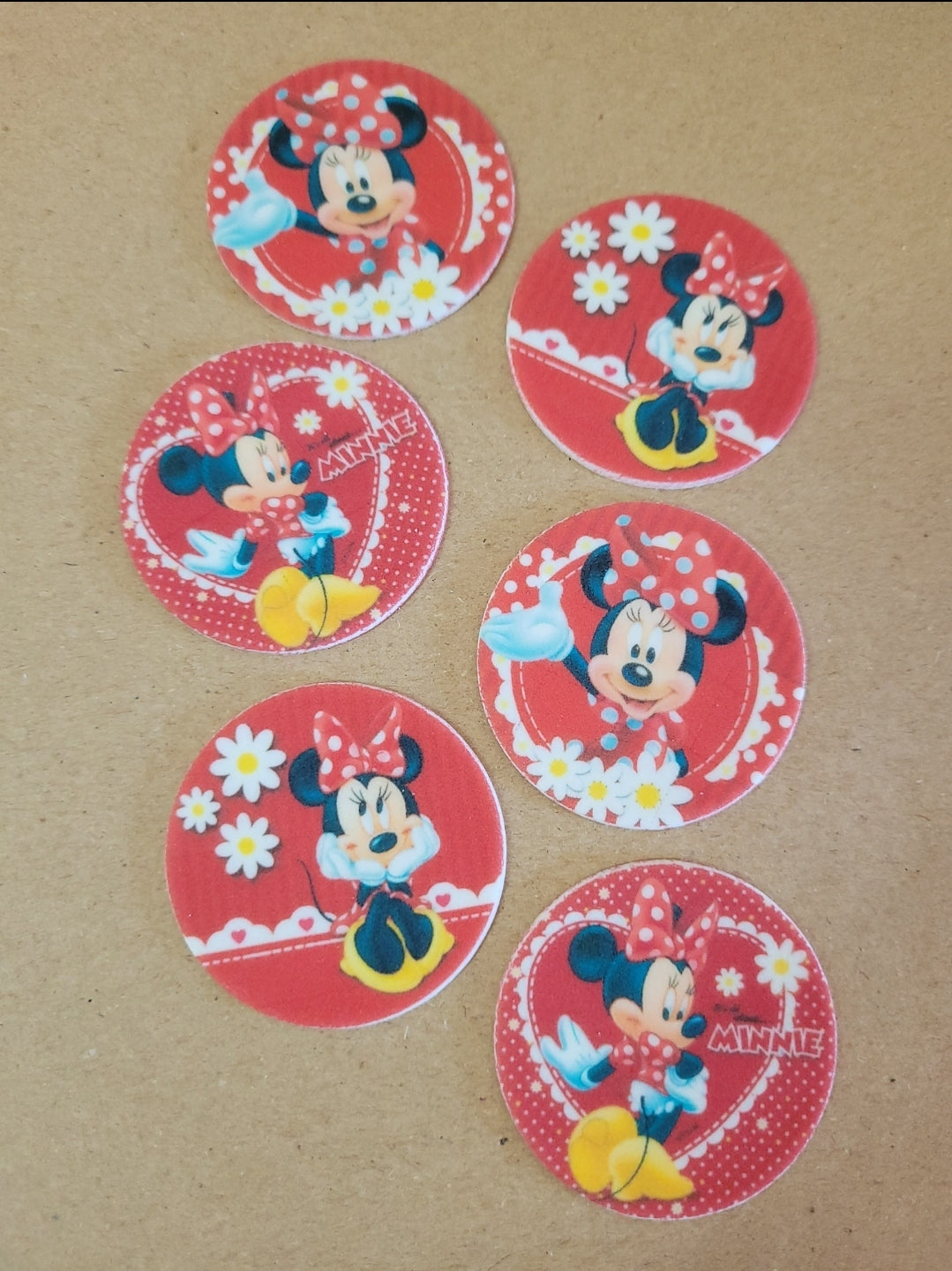 Minnie Mouse #02 Theme Toppers 6pcs Edible Cake Decorations